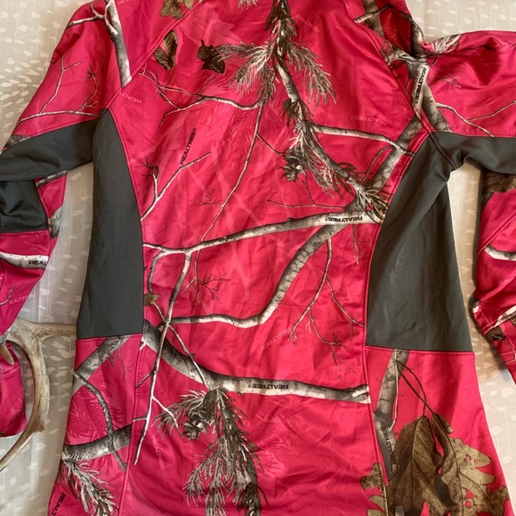 Real tree pullover - Picture 4 of 4